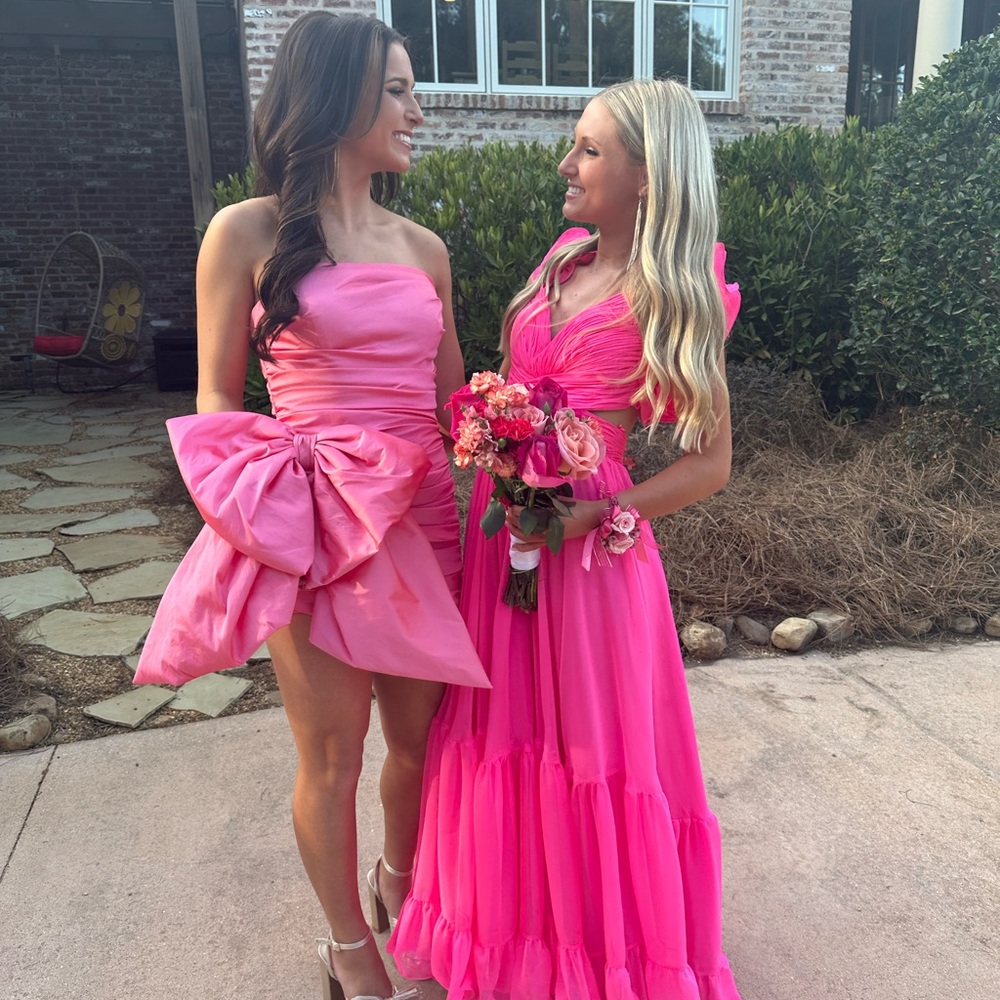 the right prom dress! perfect condition